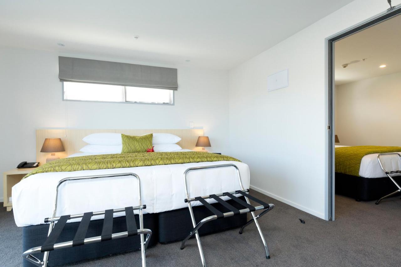 2 On Whiteleigh And 239 On Lincoln Motel Christchurch Esterno foto A room at the hotel