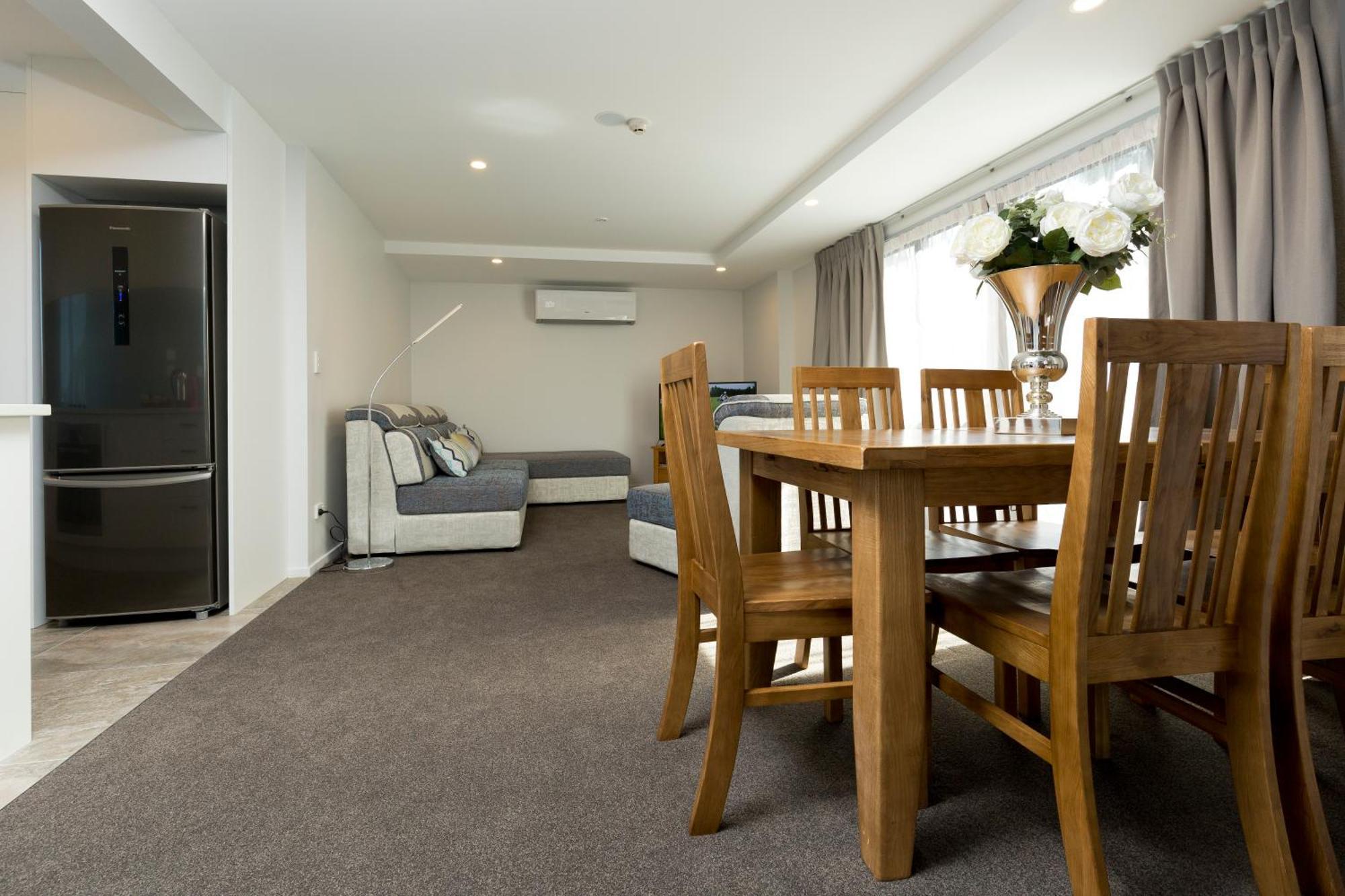 2 On Whiteleigh And 239 On Lincoln Motel Christchurch Esterno foto A typical apartment at the hotel