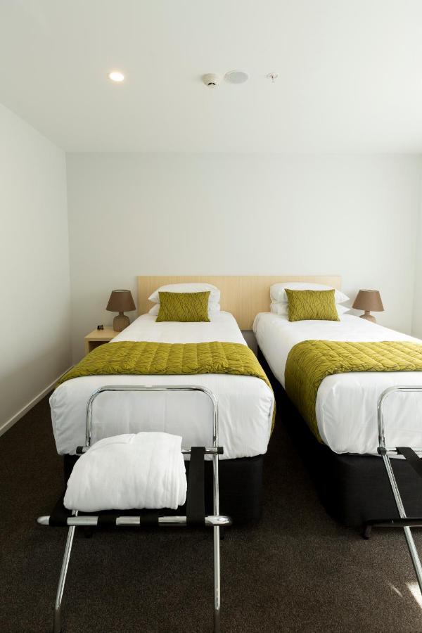 2 On Whiteleigh And 239 On Lincoln Motel Christchurch Camera foto A typical room at the hotel